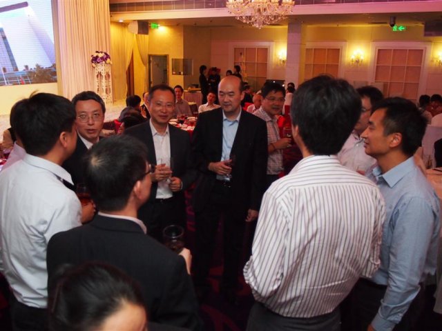 P9273657 (Large)